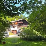 Haus Am Wald -fewo Apartman *